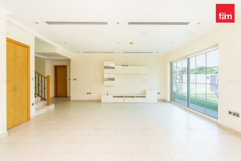 Villa en Dubai, 4 dormitorios, 759.1 m², № 41833 - foto 6