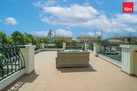 Villa en Dubai, 4 dormitorios, 759.1 m², № 41833 - foto 15