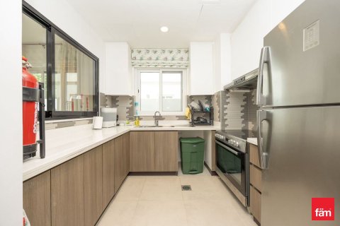 Villa à Dubai, 4 chambres, 230.5 m², № 41844 - photo 7
