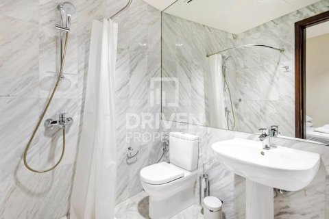 Apartamento en The Address Residence Fountain Views, Downtown Dubai (Downtown Burj Dubai), Dubai, 3 dormitorios, 183.76 m², № 136749 - foto 16