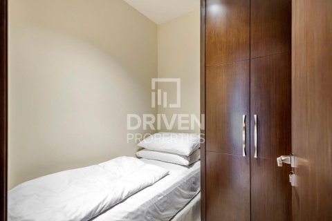 Apartamento en The Address Residence Fountain Views, Downtown Dubai (Downtown Burj Dubai), Dubai, 3 dormitorios, 183.76 m², № 136749 - foto 14