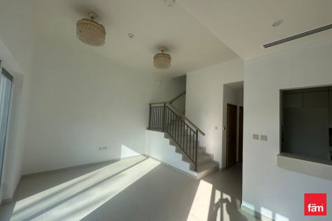 Villa in Dubai 4 bedrooms, 229.9 sq.m. № 72204 - photo 1
