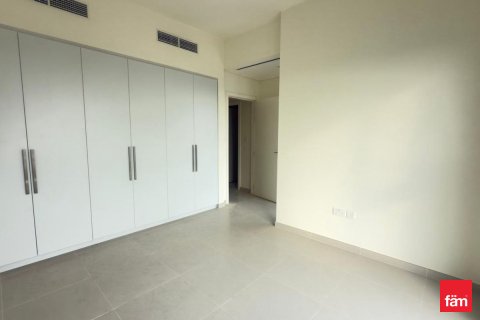 Снять в аренду виллу в Дубае: 4 спальни, 369м², № 72198 - фото 5