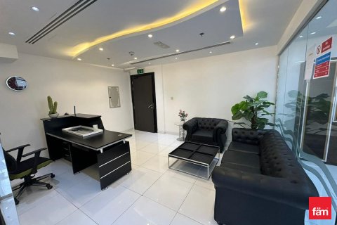 Office in Dubai 156.7 sq.m. № 72199 - photo 1