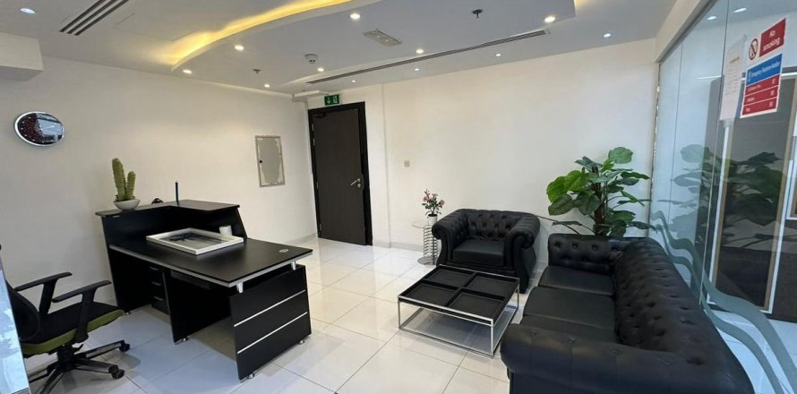 Office in Dubai 156.7 sq.m. № 72199