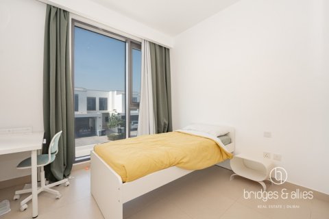 Снять в аренду виллу в Дубай Хилс Эстейт, Дубай: 3 спальни, 203м², № 83207 - фото 20