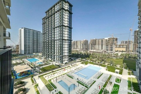 Apartamento en Dubai Hills Estate, Dubai, 2 dormitorios, 92 m², № 83205 - foto 1