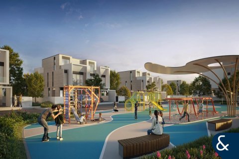 Villa in Jumeirah Golf Estates, Dubai 4 bedrooms, 271 sq.m. № 75233 - photo 12