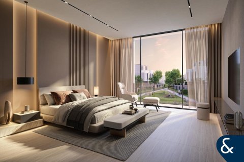 Villa in Jumeirah Golf Estates, Dubai 4 bedrooms, 271 sq.m. № 75233 - photo 4