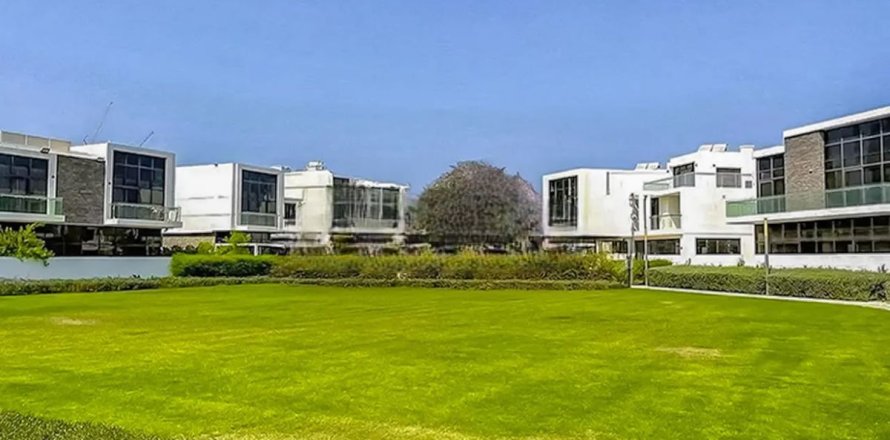 Вилла в Дубае, 6 спален, 496м², № 58829