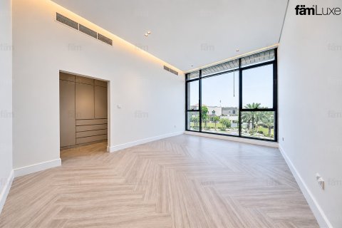 Villa in Al Barsha, Dubai 5 bedrooms, 1227.9 sq.m. № 141774 - photo 25
