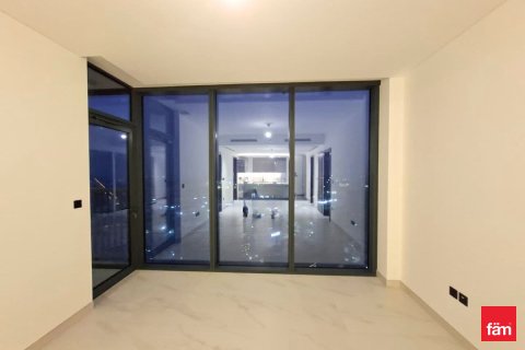 Apartment in Dubai 3 bedrooms, 145.9 sq.m. № 67501 - photo 7