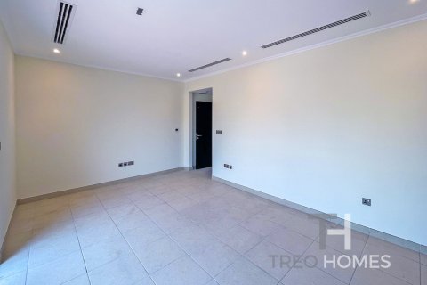 Villa in Legacy, Jumeirah Park, Dubai 3 bedrooms, 328 sq.m. № 16341 - photo 15