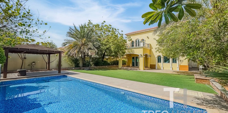 Villa in Legacy, Jumeirah Park, Dubai 3 bedrooms, 328 sq.m. № 16341