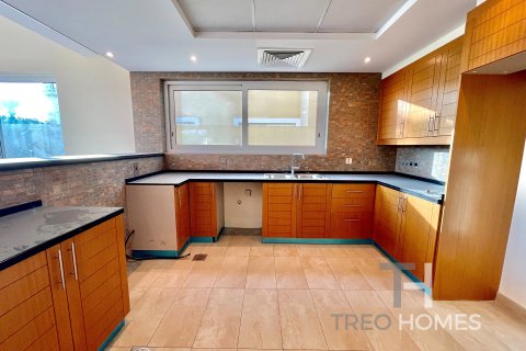 Villa à Jumeirah Park, Dubai, 4 chambres, 455 m², № 16346 - photo 3