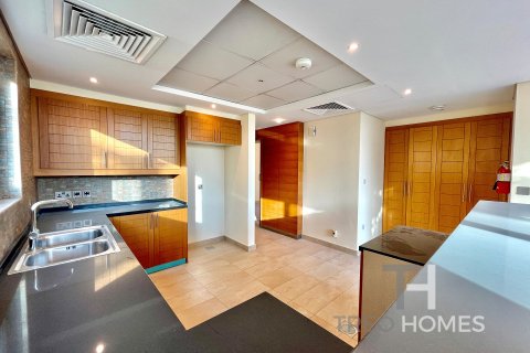 Villa à Jumeirah Park, Dubai, 4 chambres, 455 m², № 16346 - photo 2