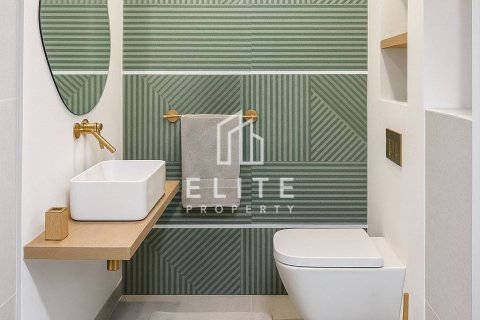 Apartment in Dubai studio, 77 sq.m. № 85462 - photo 12