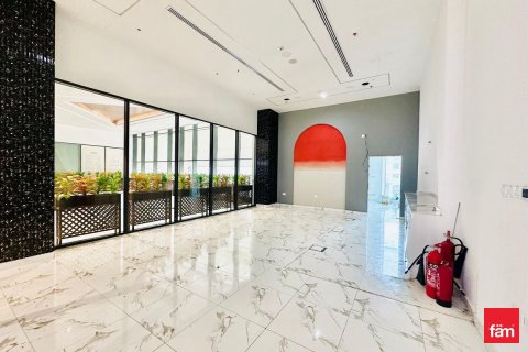 Shop in Dubai 73 sq.m. № 76875 - photo 7