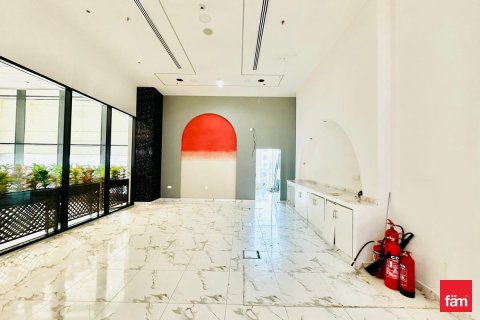 Shop in Dubai 73 sq.m. № 76875 - photo 2