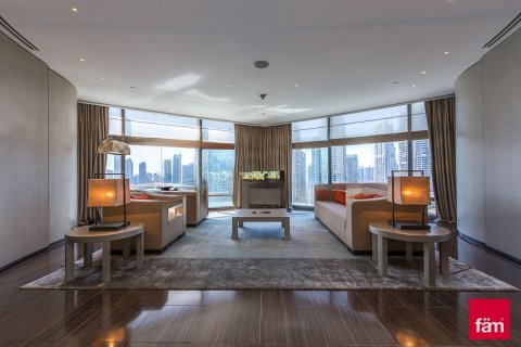 Apartamento en Downtown Dubai (Downtown Burj Dubai), Dubai, 2 dormitorios, 201.8 m², № 11917 - foto 22