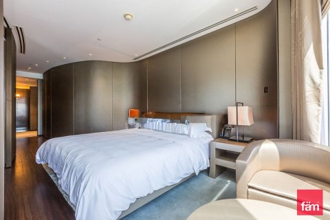 Apartamento en Downtown Dubai (Downtown Burj Dubai), Dubai, 2 dormitorios, 201.8 m², № 11917 - foto 14