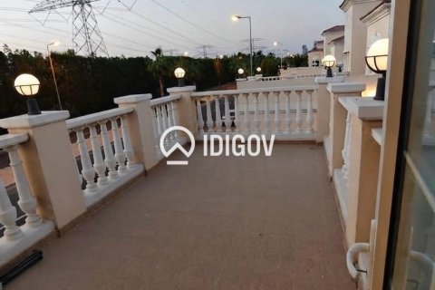 Adosado en Jumeirah Village Triangle, Dubai, 2 dormitorios, 169.46 m², № 120769 - foto 3