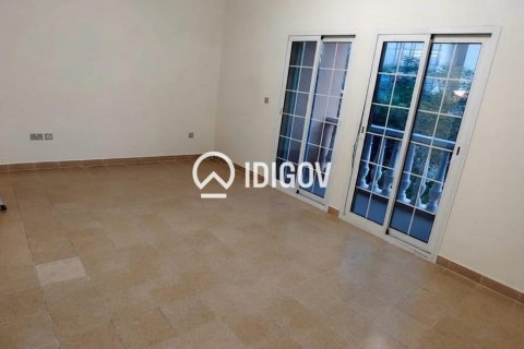 Adosado en Jumeirah Village Triangle, Dubai, 2 dormitorios, 169.46 m², № 120769 - foto 4