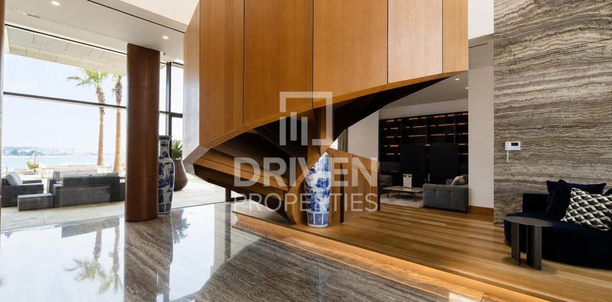 Villa in Jumeirah Bay Island, Jumeirah, Dubai 6 bedrooms, 2703.57 sq.m. № 125108