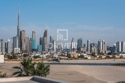 Villa en La Mer, Jumeirah, Dubai, 6 dormitorios, 893.73 m², № 125113