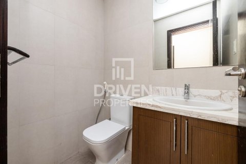 Villa en International City, Dubai, 3 dormitorios, 154 m², № 20751 - foto 14