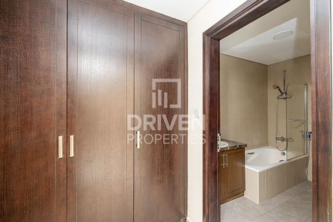 Villa en International City, Dubai, 3 dormitorios, 154 m², № 20751 - foto 12