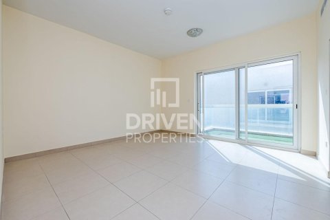 Villa en International City, Dubai, 3 dormitorios, 154 m², № 20751 - foto 16