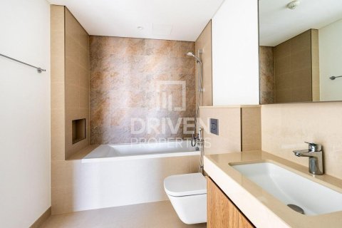 Apartment in Zabeel, Dubai 2 bedrooms, 121.98 sq.m. № 129761 - photo 11