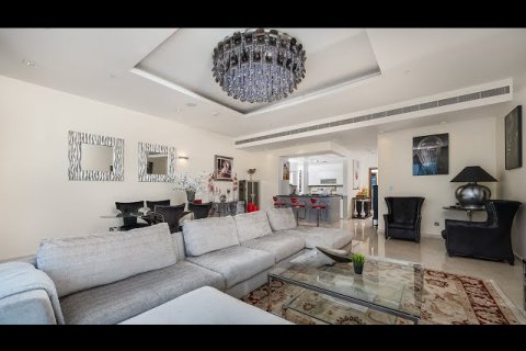 Appartement à Palm Jumeirah, Dubai, 3 chambres, 212 m², № 24420 - photo 2