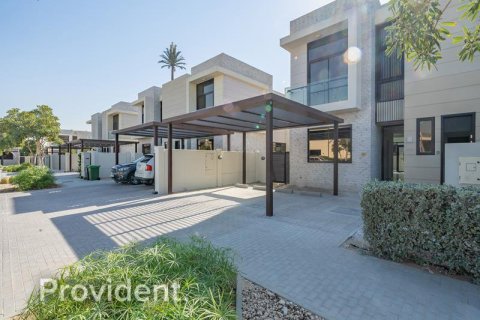 Villa en Dubai, 3 dormitorios, 324 m², № 2469 - foto 2