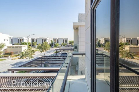 Villa en Dubai, 3 dormitorios, 324 m², № 2469 - foto 14