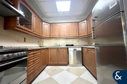 Apartment in The Crescent, Palm Jumeirah, Dubai 2 bedrooms, 164 sq.m. № 76517 - photo 6