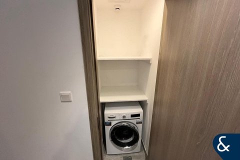 Apartment in Dubai Marina, Dubai 2 bedrooms, 128 sq.m. № 76520 - photo 21