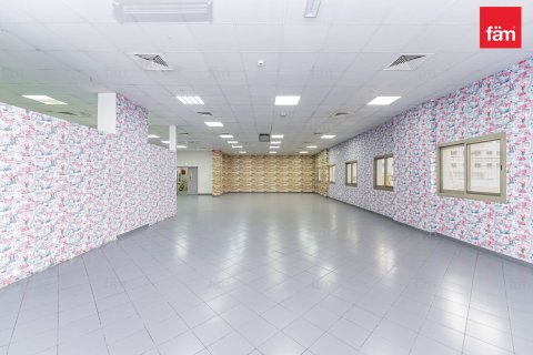 Купить общежитие для рабочих в Дубае: 5388.3м², № 11468 - фото 4