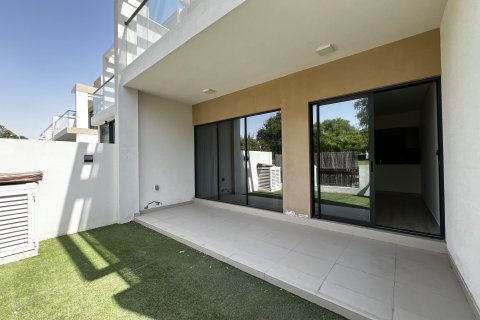 Villa in Dubai 4 bedrooms, 231 sq.m. № 109601