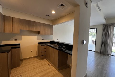 Villa in Dubai 4 bedrooms, 231 sq.m. № 109601 - photo 4