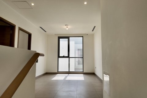 Villa in Dubai Hills Estate, Dubai 4 bedrooms, 327.3 sq.m. № 119335 - photo 15