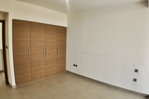 Villa in Dubai Hills Estate, Dubai 4 bedrooms, 327.3 sq.m. № 119335 - photo 11