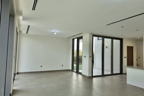 Villa in Dubai Hills Estate, Dubai 4 bedrooms, 327.3 sq.m. № 119335 - photo 14