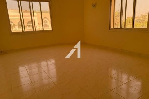 Снять в аренду виллу в Al Safa 2, Аль-Сафа, Дубай: 5 спален, 1569.3м², № 59871 - фото 22