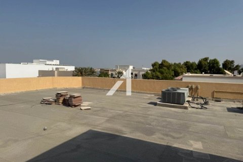 Снять в аренду виллу в Al Safa 2, Аль-Сафа, Дубай: 5 спален, 1569.3м², № 59871 - фото 26
