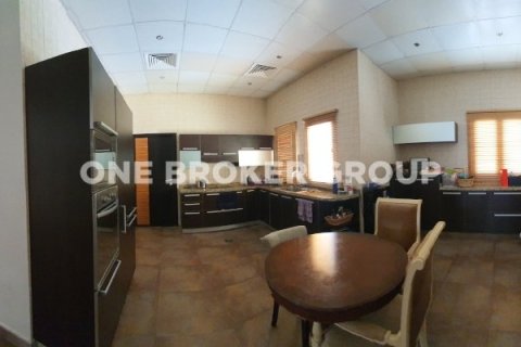 Villa à Al Barsha, Dubai, 6 chambres, 1114.8 m², № 730 - photo 11