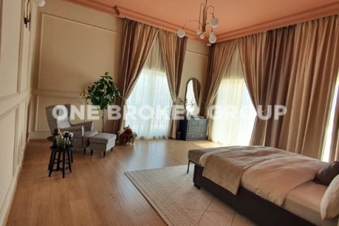 Villa à Al Barsha, Dubai, 6 chambres, 1114.8 m², № 730 - photo 5