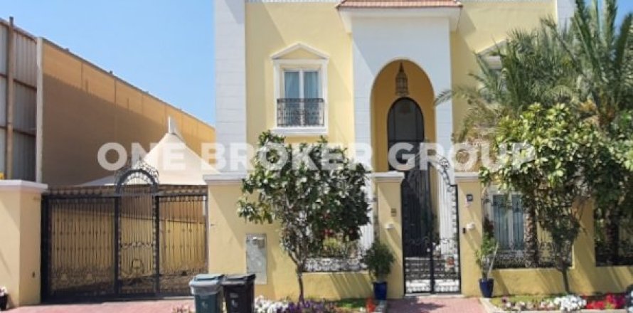 Villa à Al Barsha, Dubai, 6 chambres, 1114.8 m², № 730