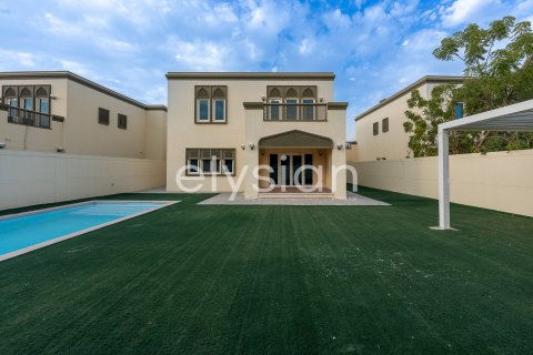 Villa en Jumeirah Park Homes, Jumeirah Park, Dubai, 3 dormitorios, 328 m², № 38141 - foto 1
